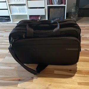 Briggs & Riley expandable black large briefcase/laptop bag